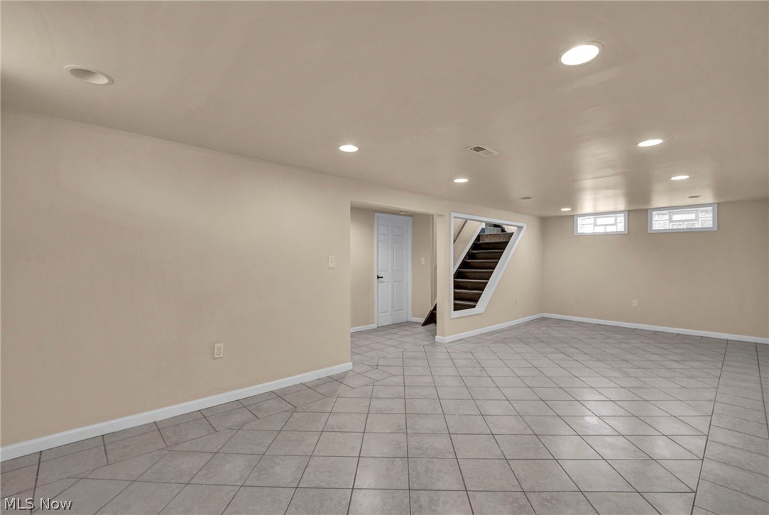 24940 Devoe Avenue Property Photo 12