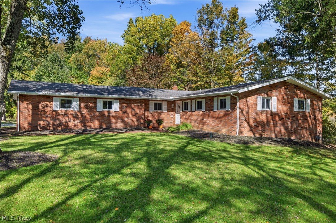 9610 Pekin Road Property Photo 1