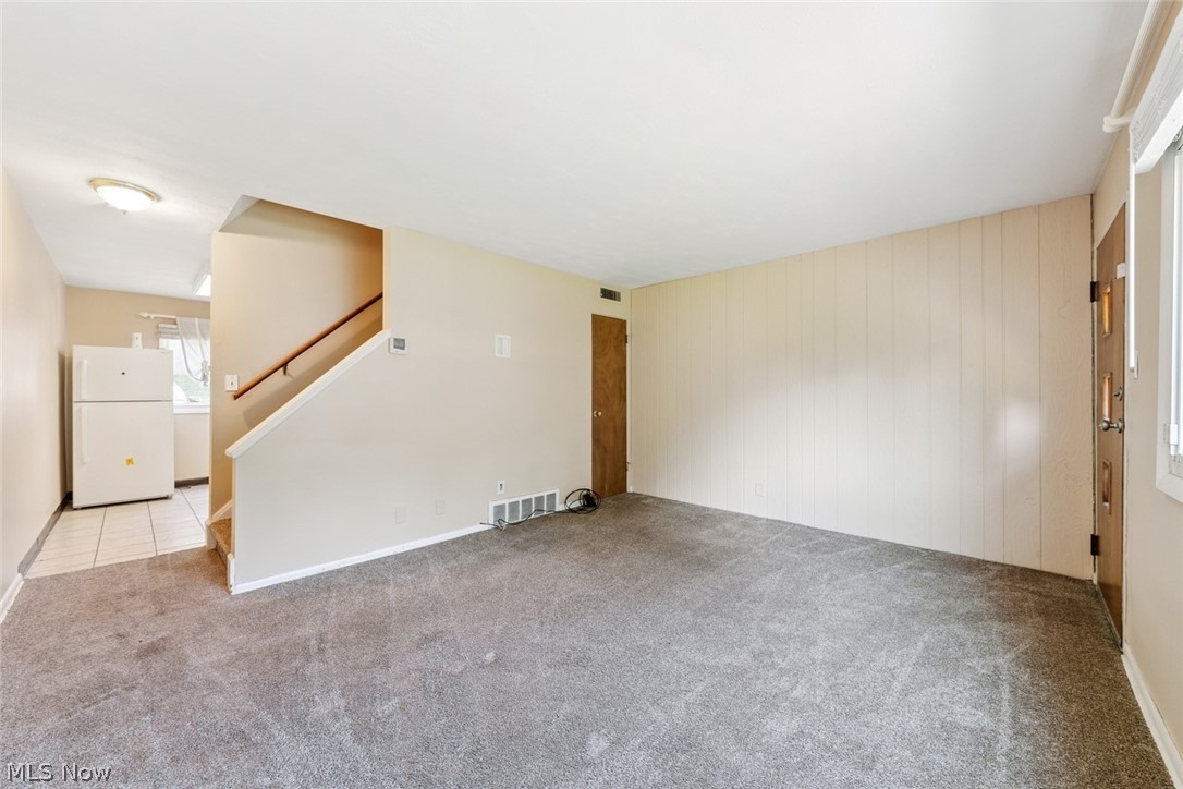 215 Dalepark Drive 5 Property Photo 8