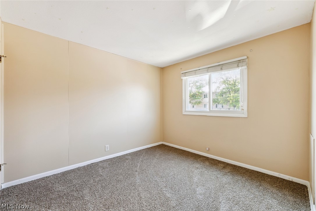 215 Dalepark Drive 5 Property Photo 18