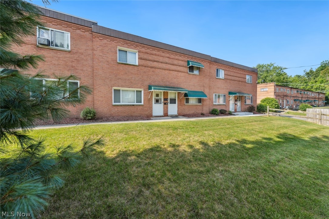 215 Dalepark Drive 5 Property Photo 22