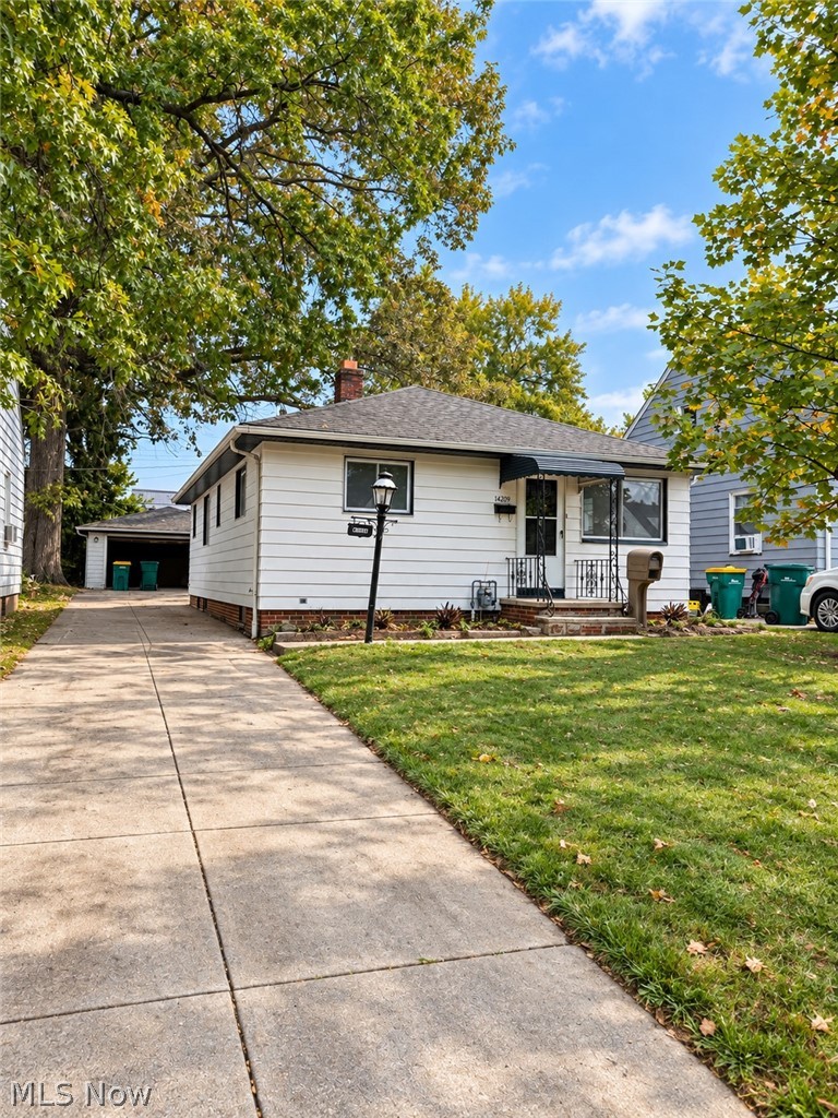 14209 Brunswick Avenue Property Photo 1
