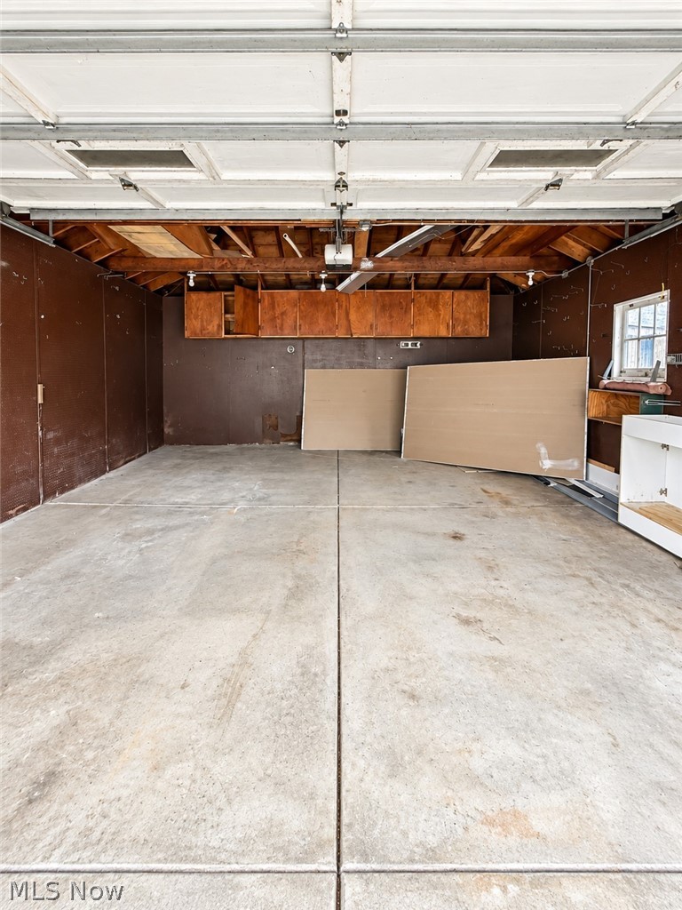 14209 Brunswick Avenue Property Photo 16