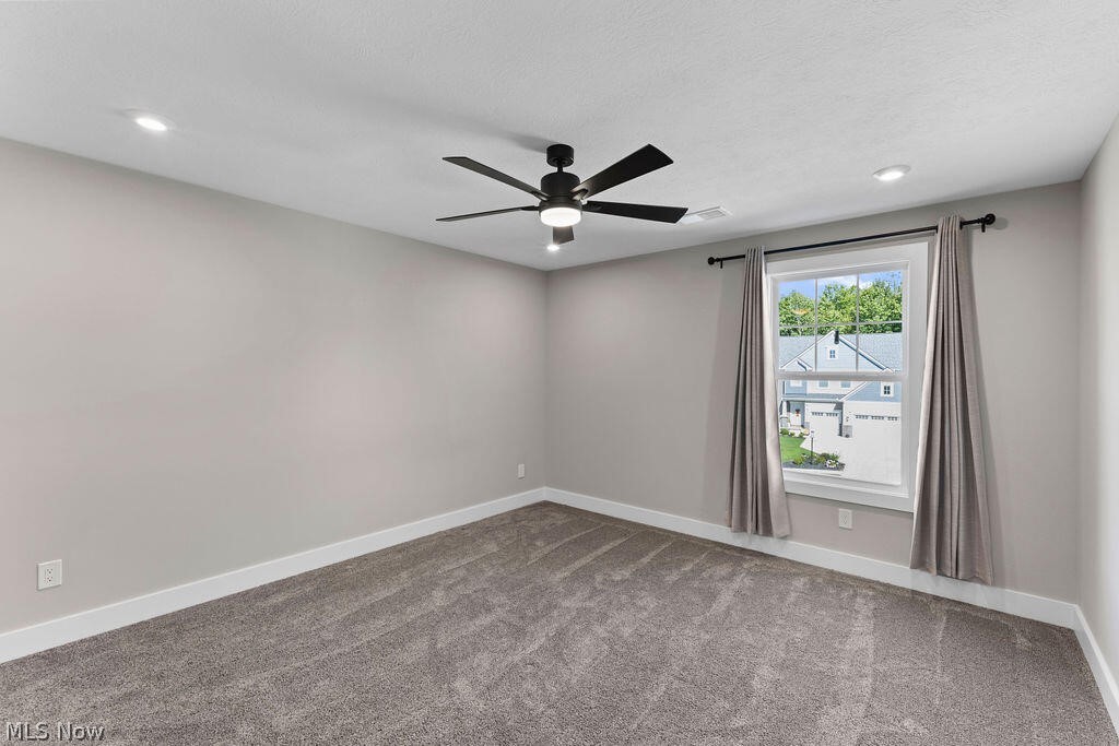 2818 Weeping Pine Drive Property Photo 33