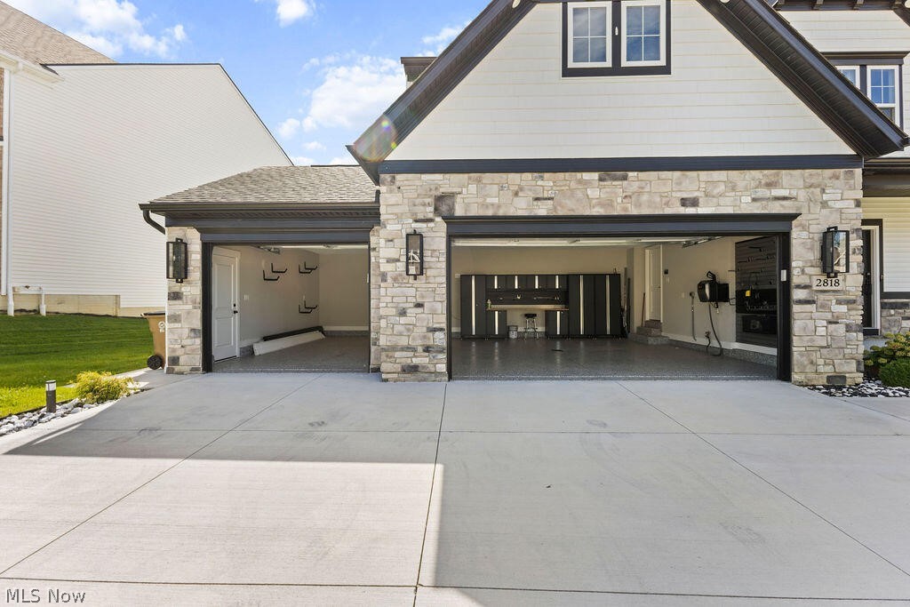 2818 Weeping Pine Drive Property Photo 44