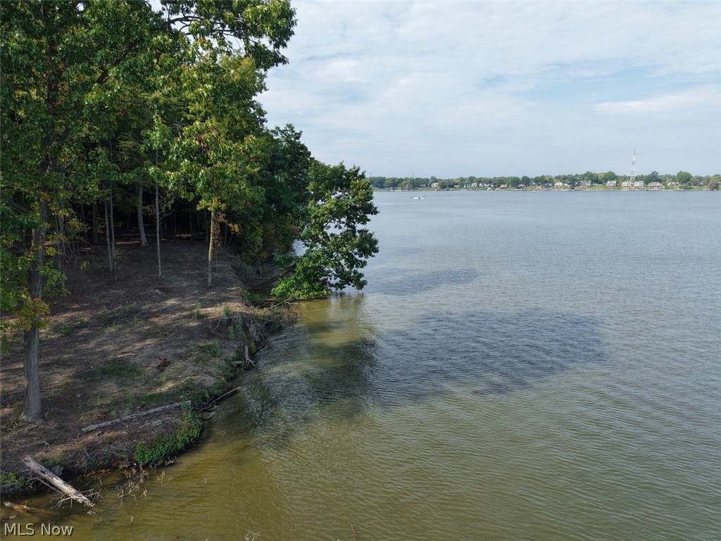 Mahoning Road Property Photo 1