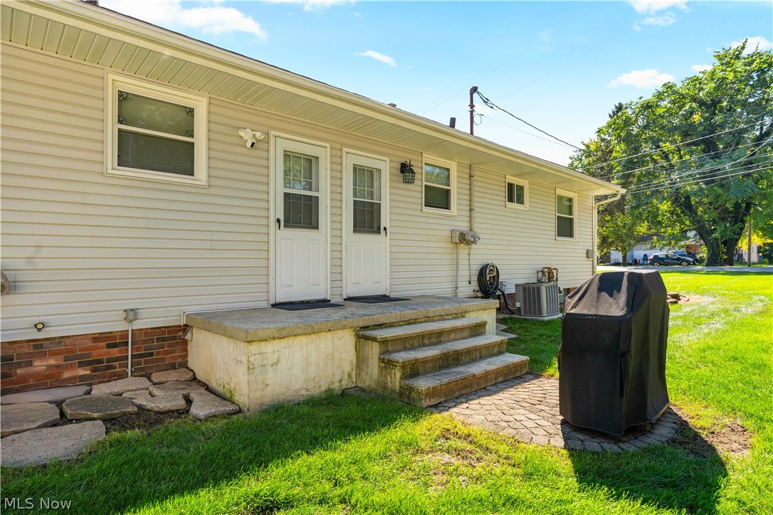 119-121 Swartz Road Property Photo 4