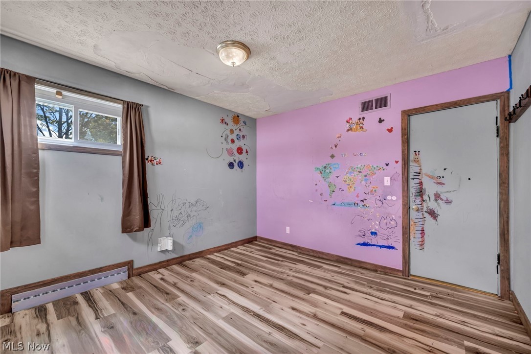 318 Longson Avenue Property Photo 16