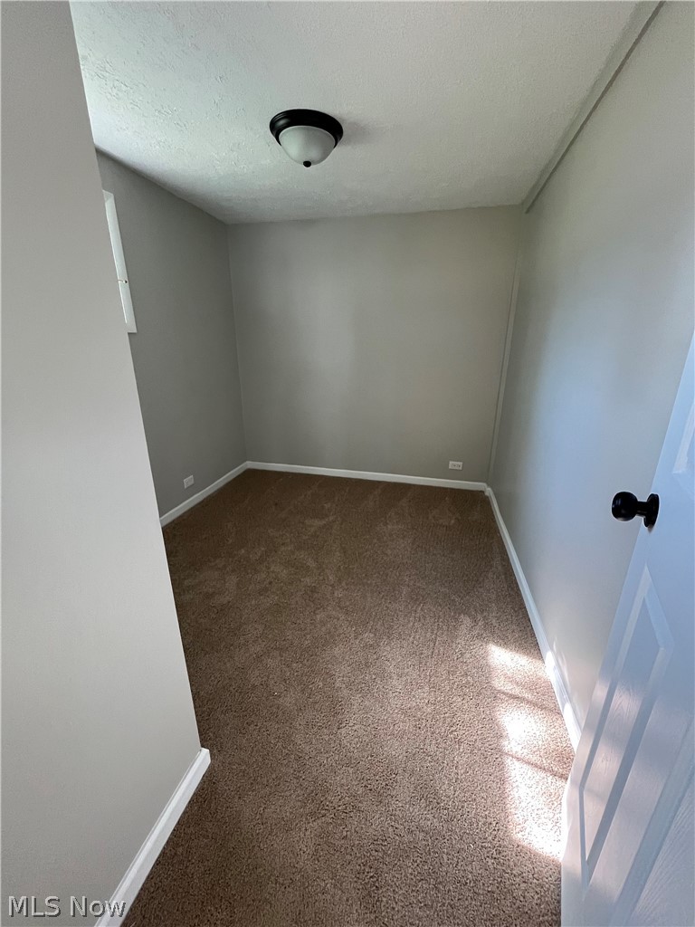 4459 Silverdale Road Property Photo 8