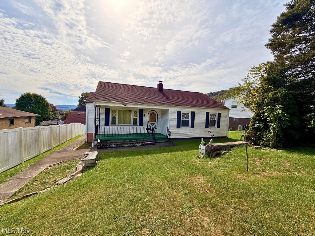 450 W 40th Street Property Photo 1