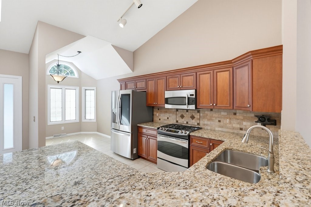 2549 River Downs Property Photo 15