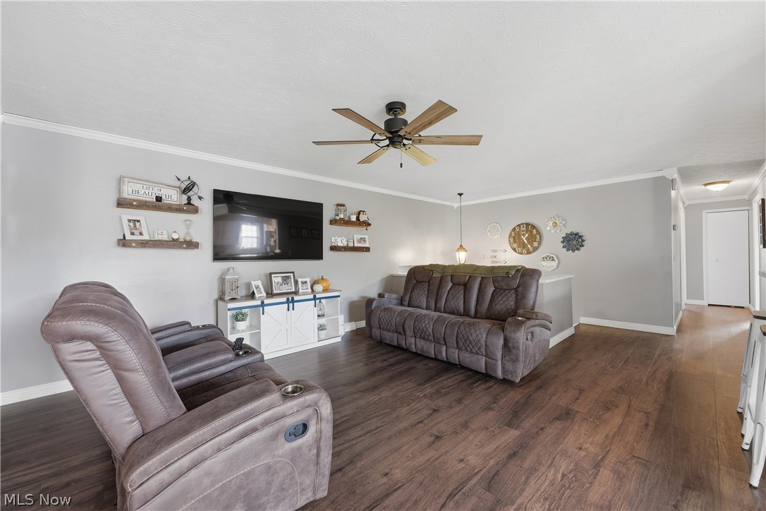 1042 Oak Hill Drive Ne Property Photo 11