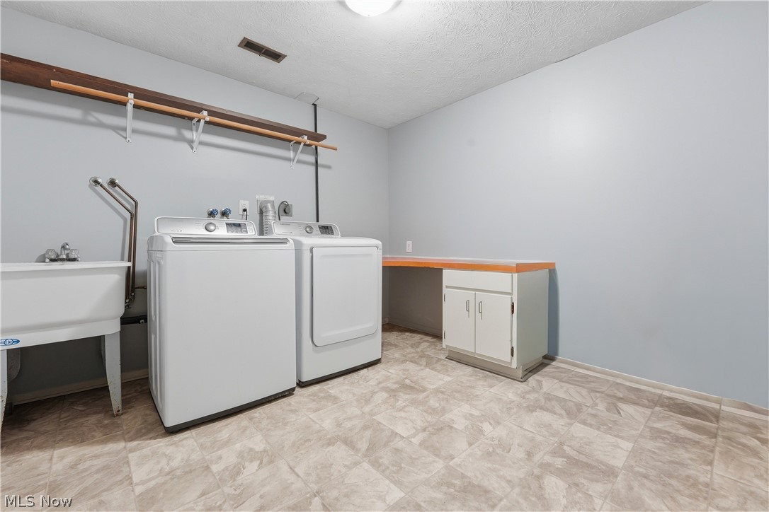 1042 Oak Hill Drive Ne Property Photo 29