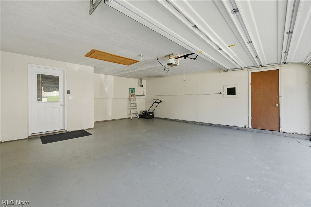 1042 Oak Hill Drive Ne Property Photo 44