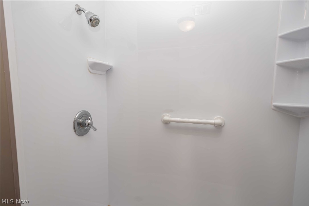 6478 State Road G12 Property Photo 25