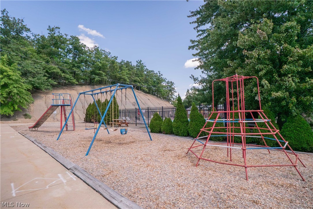 6478 State Road G12 Property Photo 40