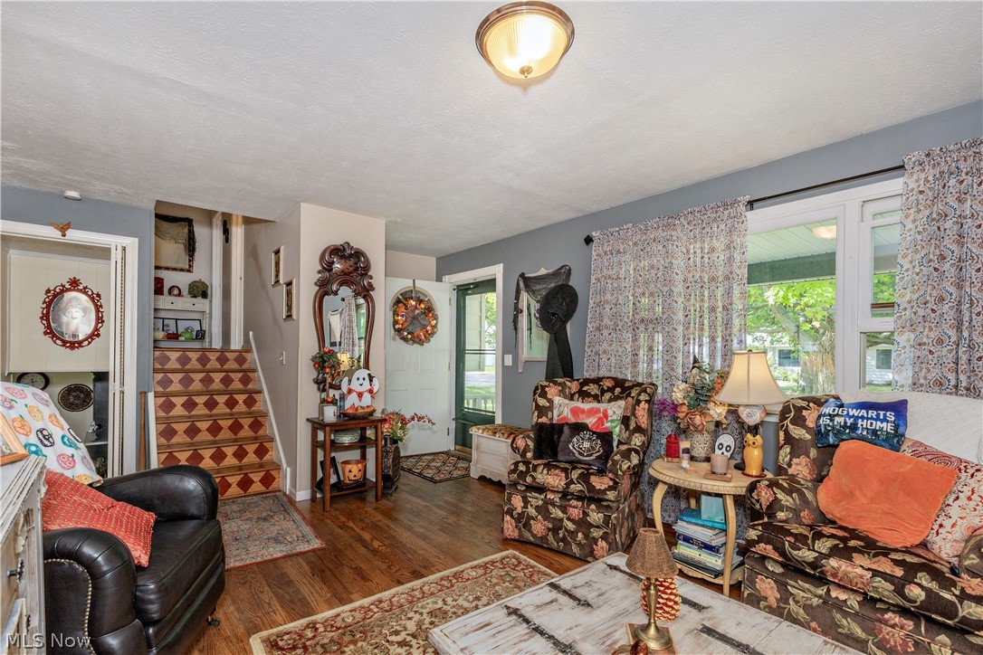 721 E 345th Street Property Photo 4