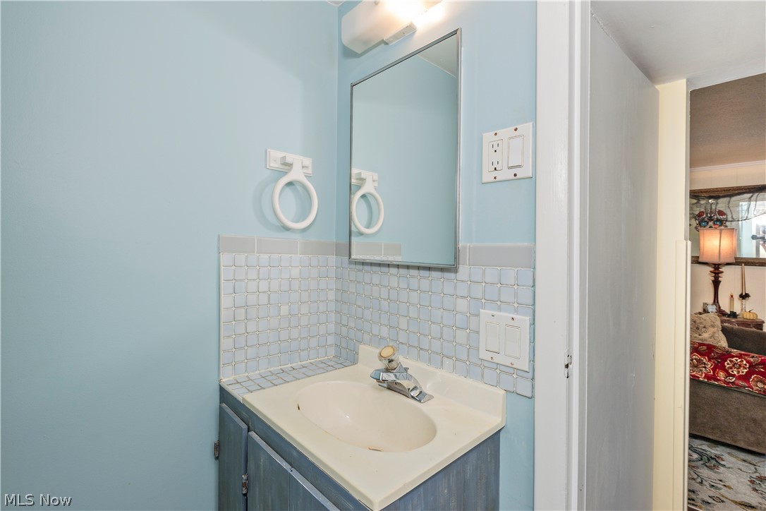 721 E 345th Street Property Photo 24