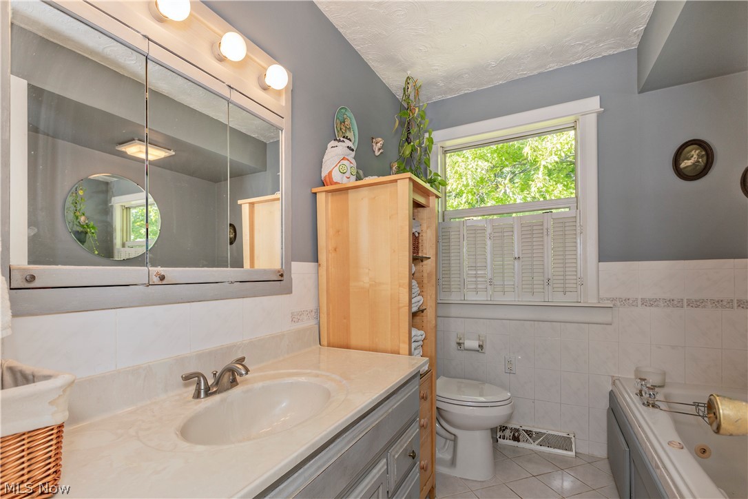 721 E 345th Street Property Photo 27