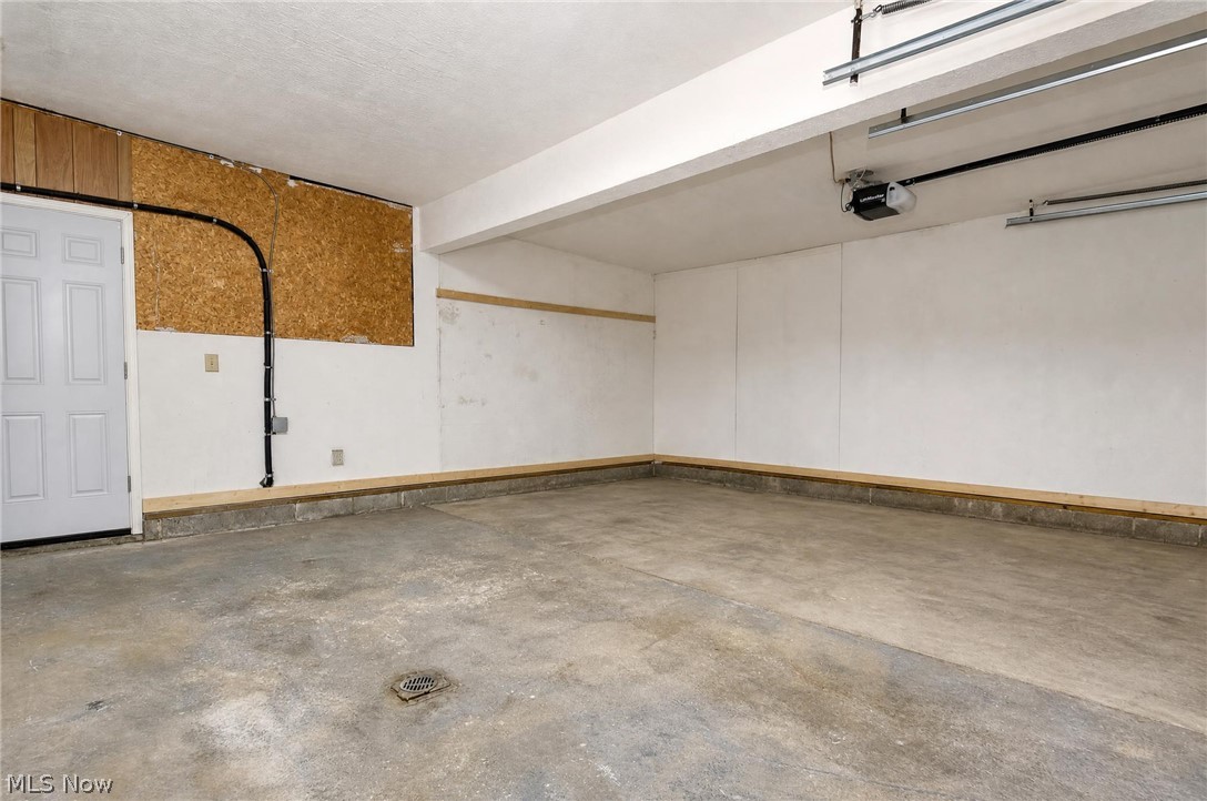 4 Owaissa Drive Property Photo 24