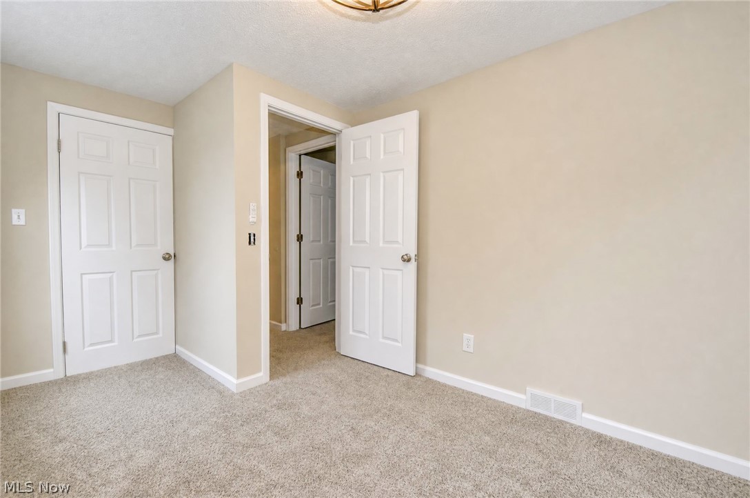 4 Owaissa Drive Property Photo 26
