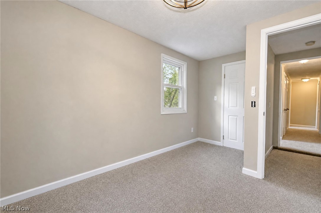 4 Owaissa Drive Property Photo 27