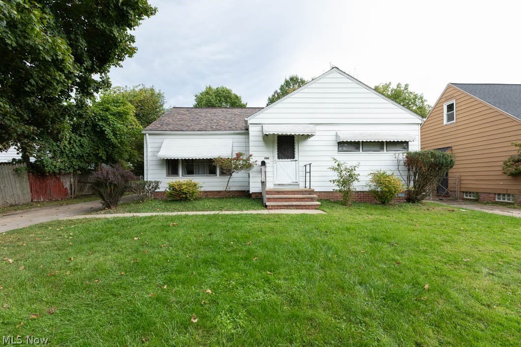 194 Flora Drive Property Photo 1