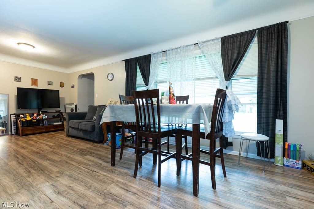194 Flora Drive Property Photo 4