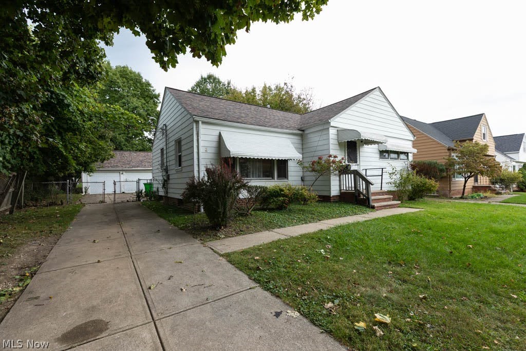 194 Flora Drive Property Photo 24