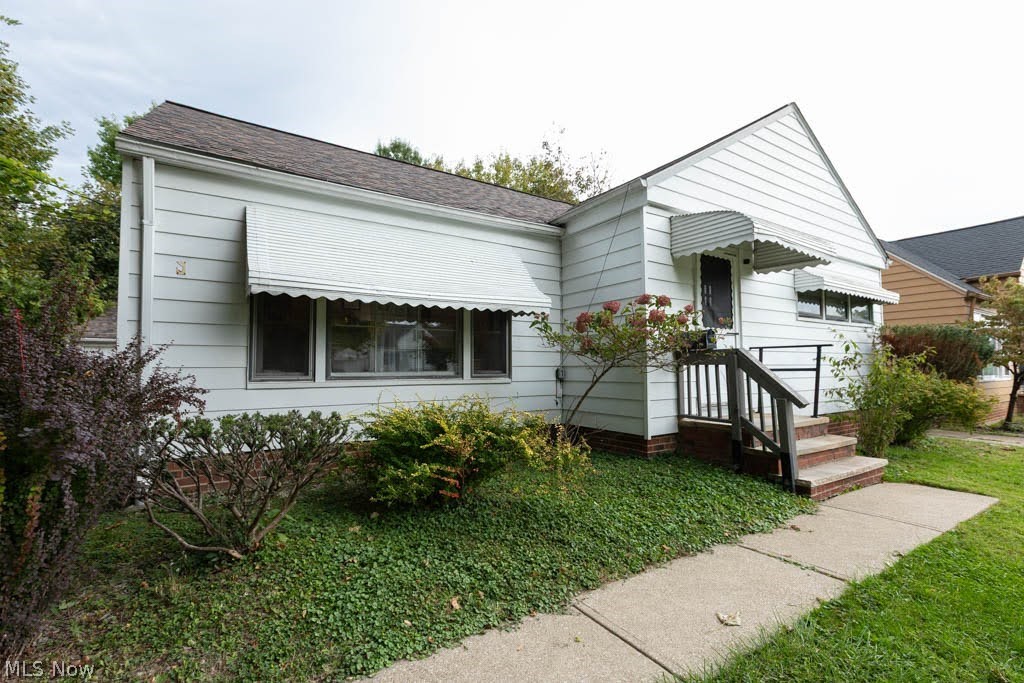 194 Flora Drive Property Photo 25