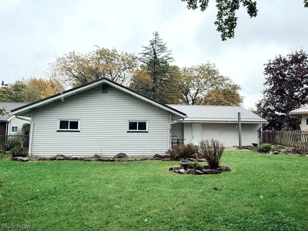 3086 Greenfield Property Photo 21