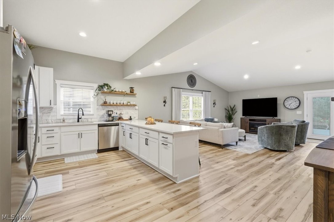 682 Grand Valley Drive