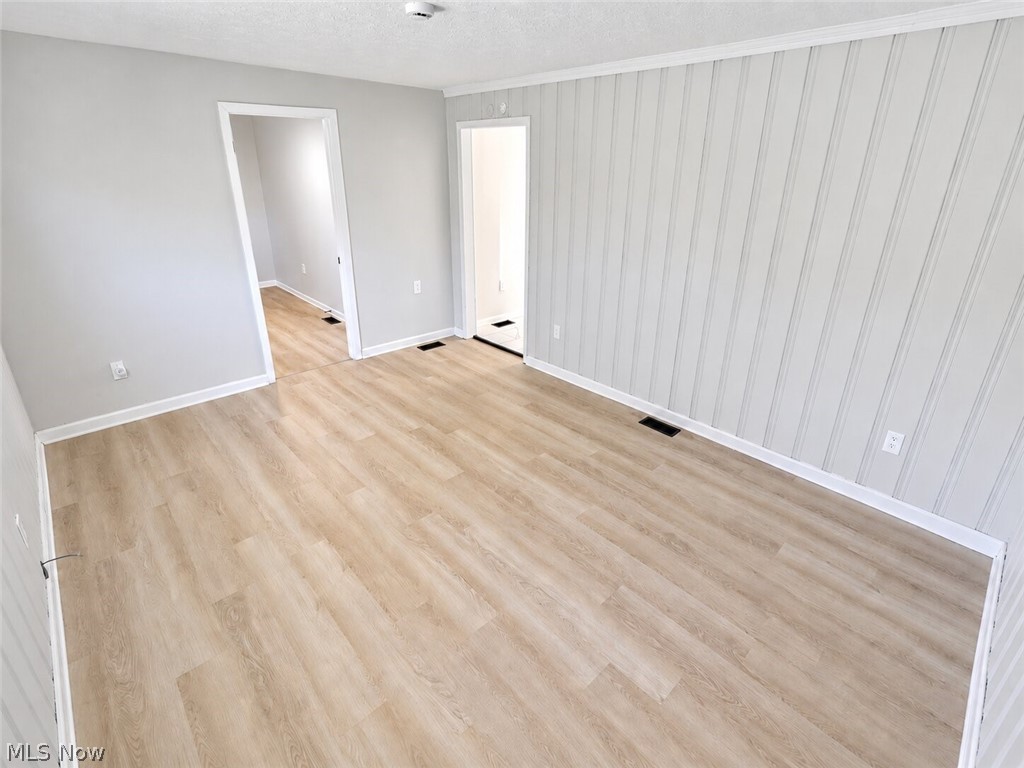 931 Crestline Drive Property Photo 4
