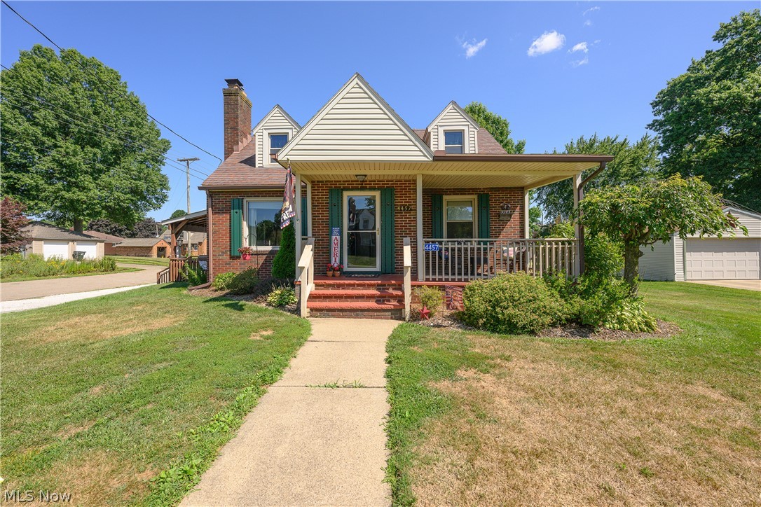 4457 Emma Place Nw Property Photo 1