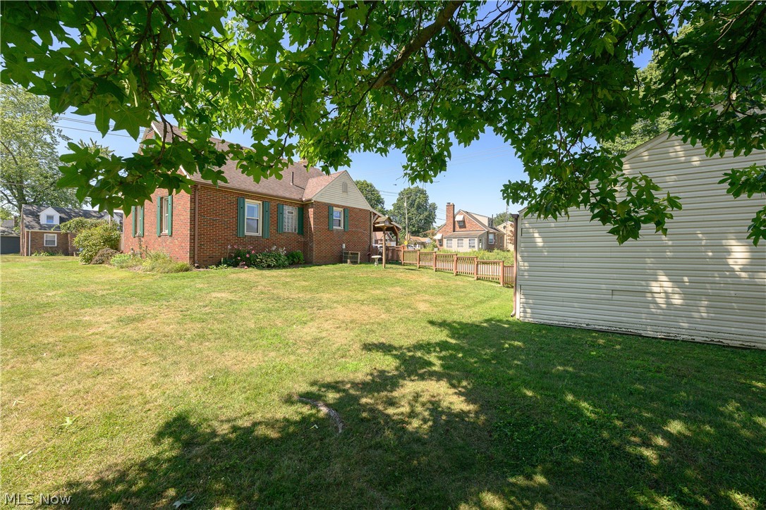4457 Emma Place Nw Property Photo 28
