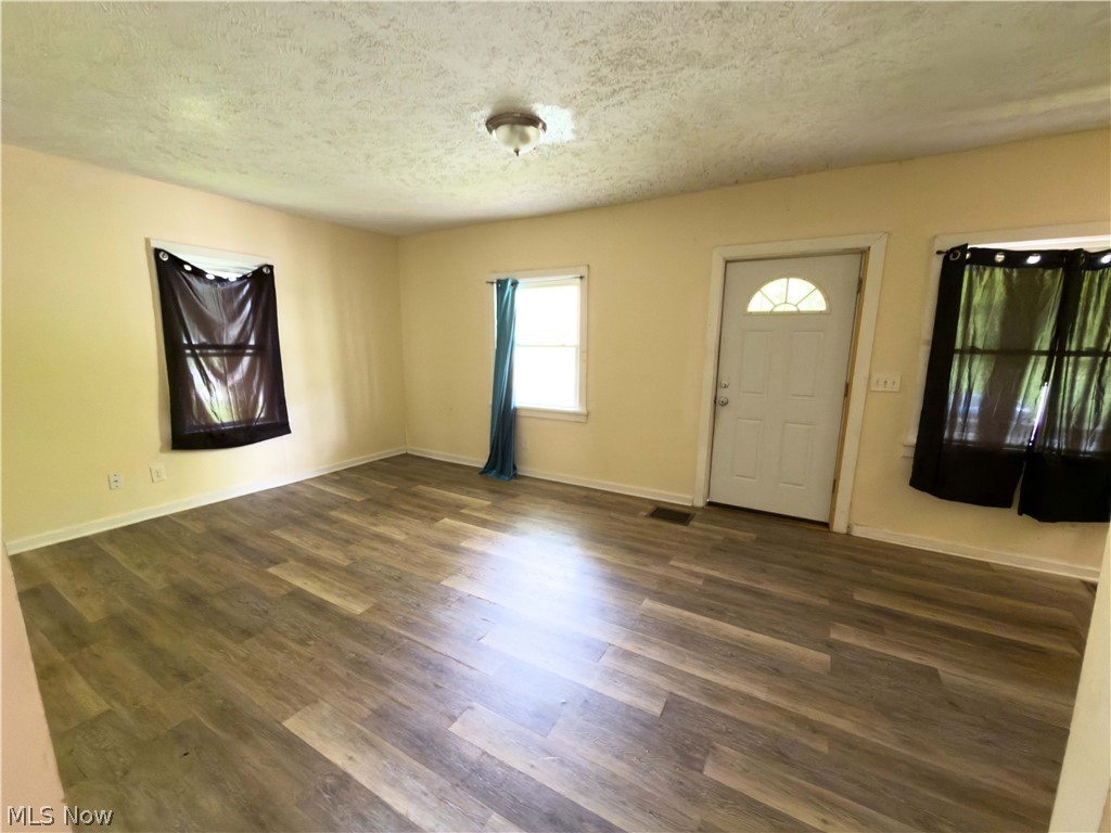 3280 E 128th Street Property Photo 2
