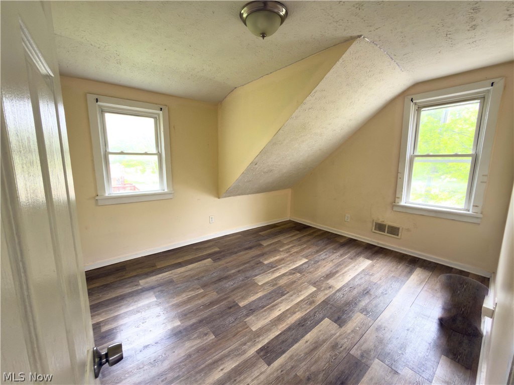 3280 E 128th Street Property Photo 7