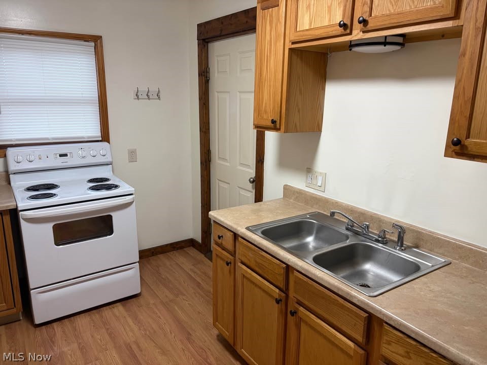 1841 Flint Avenue Property Photo 8