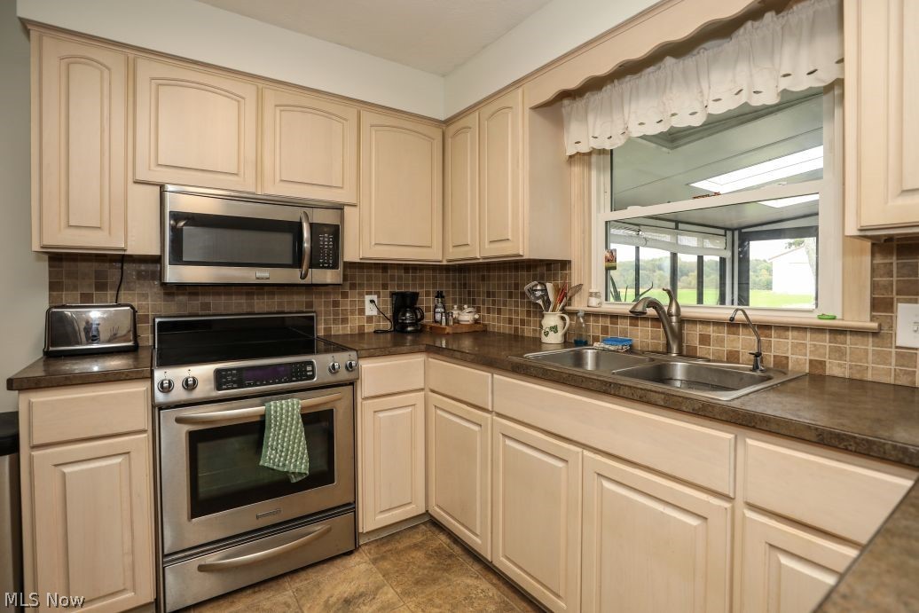 3947 Bower Road Property Photo 21