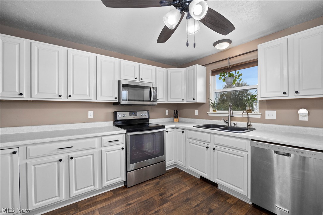 9742 Firestone Road Property Photo 13