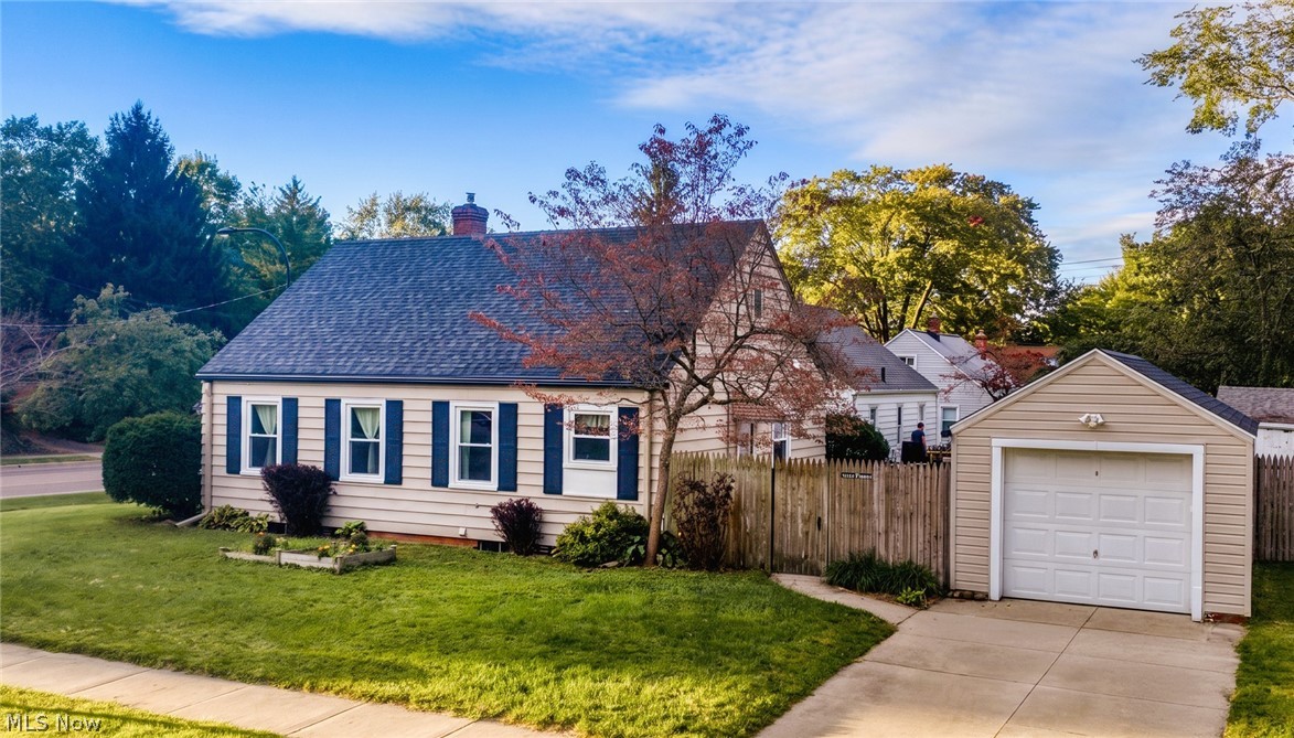 193 S Hawkins Avenue Property Photo 1
