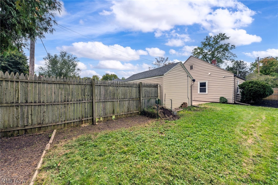 193 S Hawkins Avenue Property Photo 25