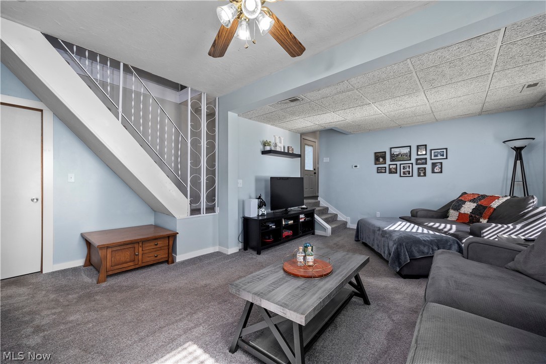 38536 E River Road Property Photo 23
