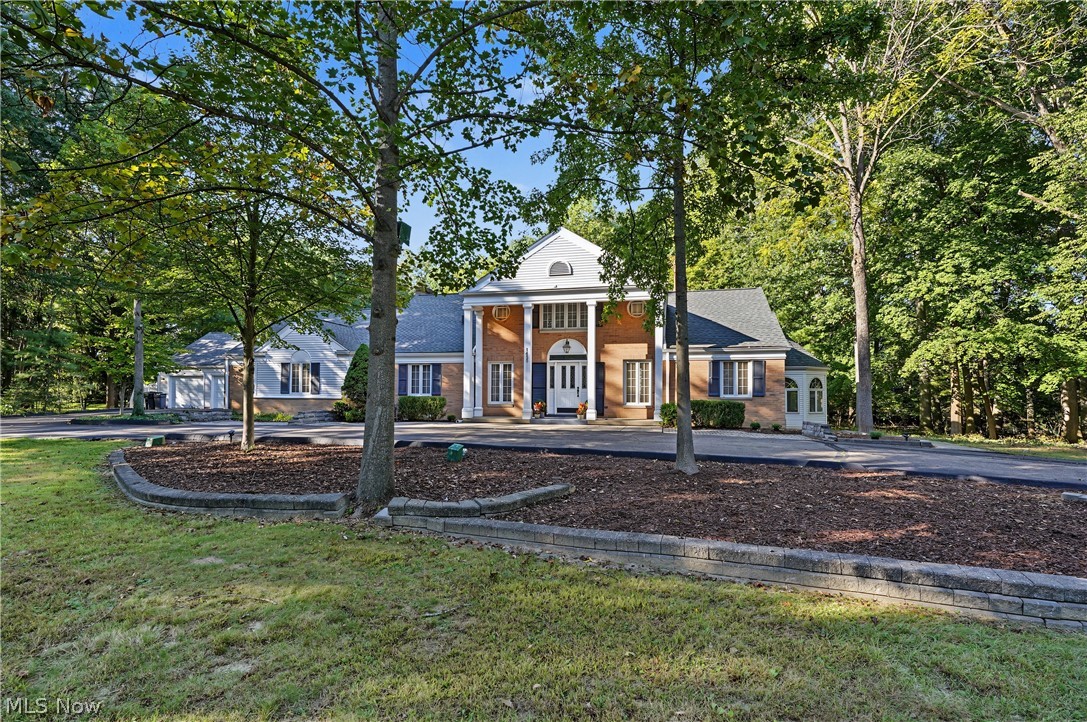 1455 Woodland Lane Property Photo 1