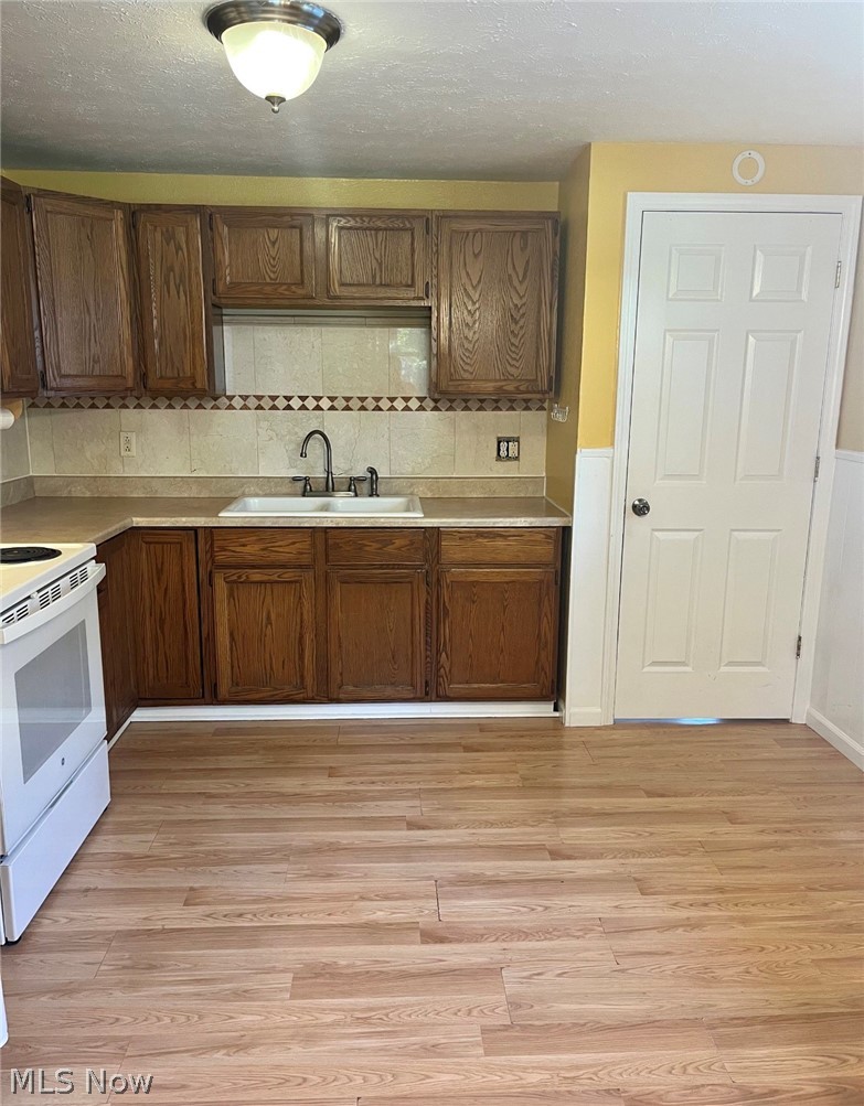 560 Baldwin Avenue Property Photo 3