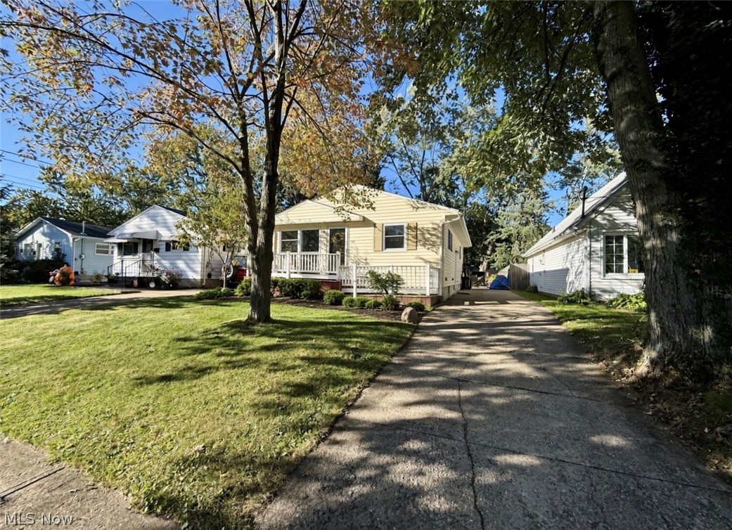 560 Baldwin Avenue Property Photo 3