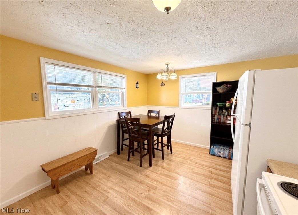 560 Baldwin Avenue Property Photo 4