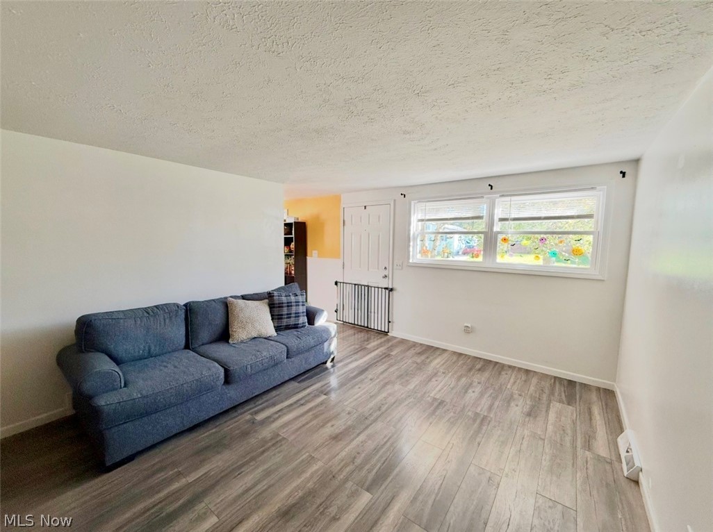 560 Baldwin Avenue Property Photo 9