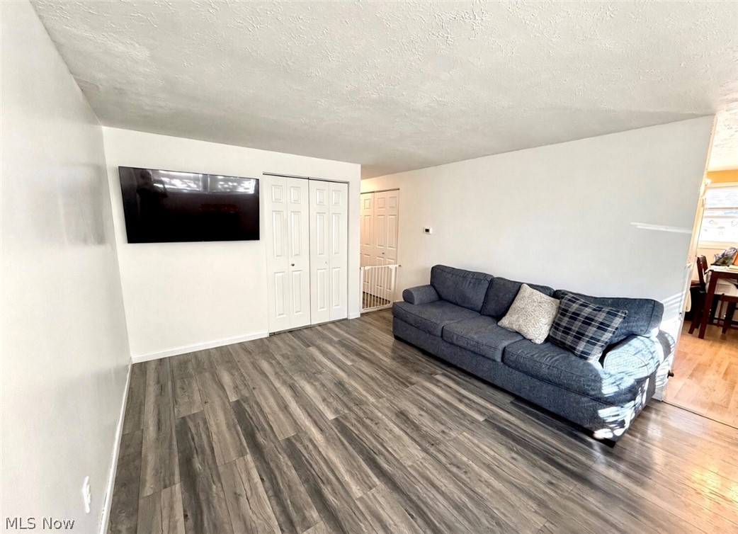 560 Baldwin Avenue Property Photo 10