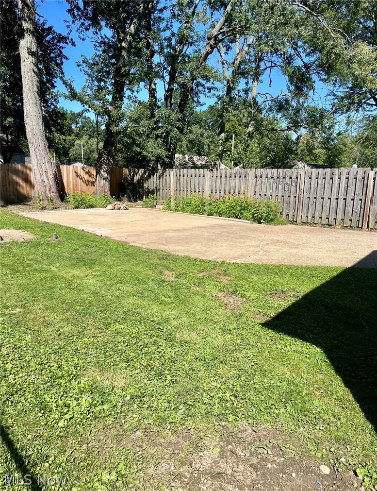560 Baldwin Avenue Property Photo 19